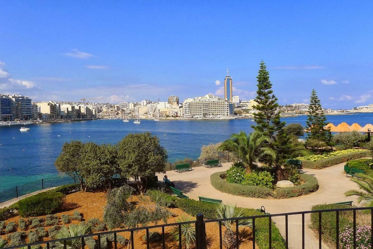 Gorgeous Apartment With Terrace In Fort Cambridge, Pool スリーマ エクステリア 写真